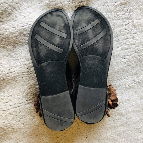 Black Charlotte Russe sandals with rhinest… - Picture 7 of 8